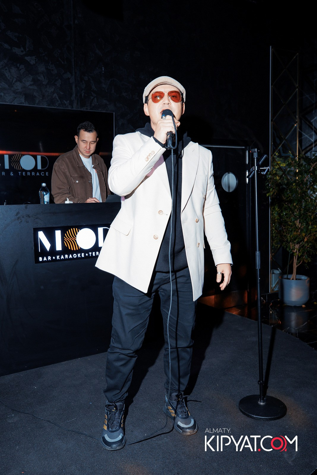 MOOD KARAOKE & TERRACE. КИПЯТКОМ АЛМАТЫ!
