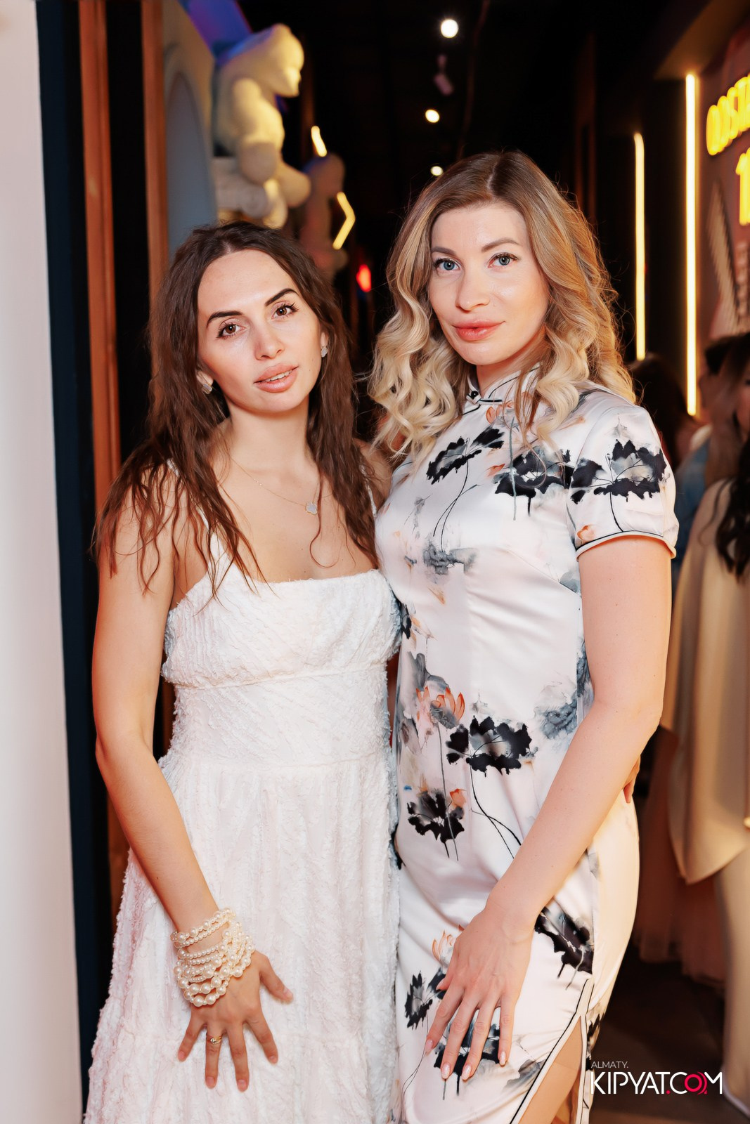 ДЕНЬ РОЖДЕНИЯ ВИКТОРИИ. КИПЯТКОМ АЛМАТЫ!