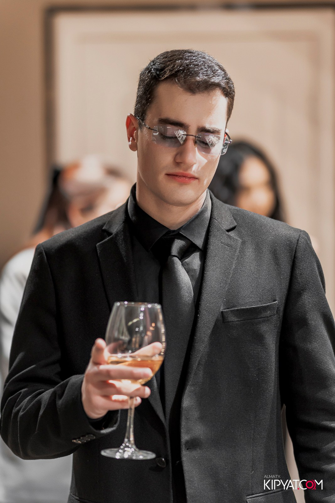 ОТКРЫТИЕ ПАРФЮМЕРНОГО ДОМА MAISON PERFUME. КИПЯТКОМ АЛМАТЫ!