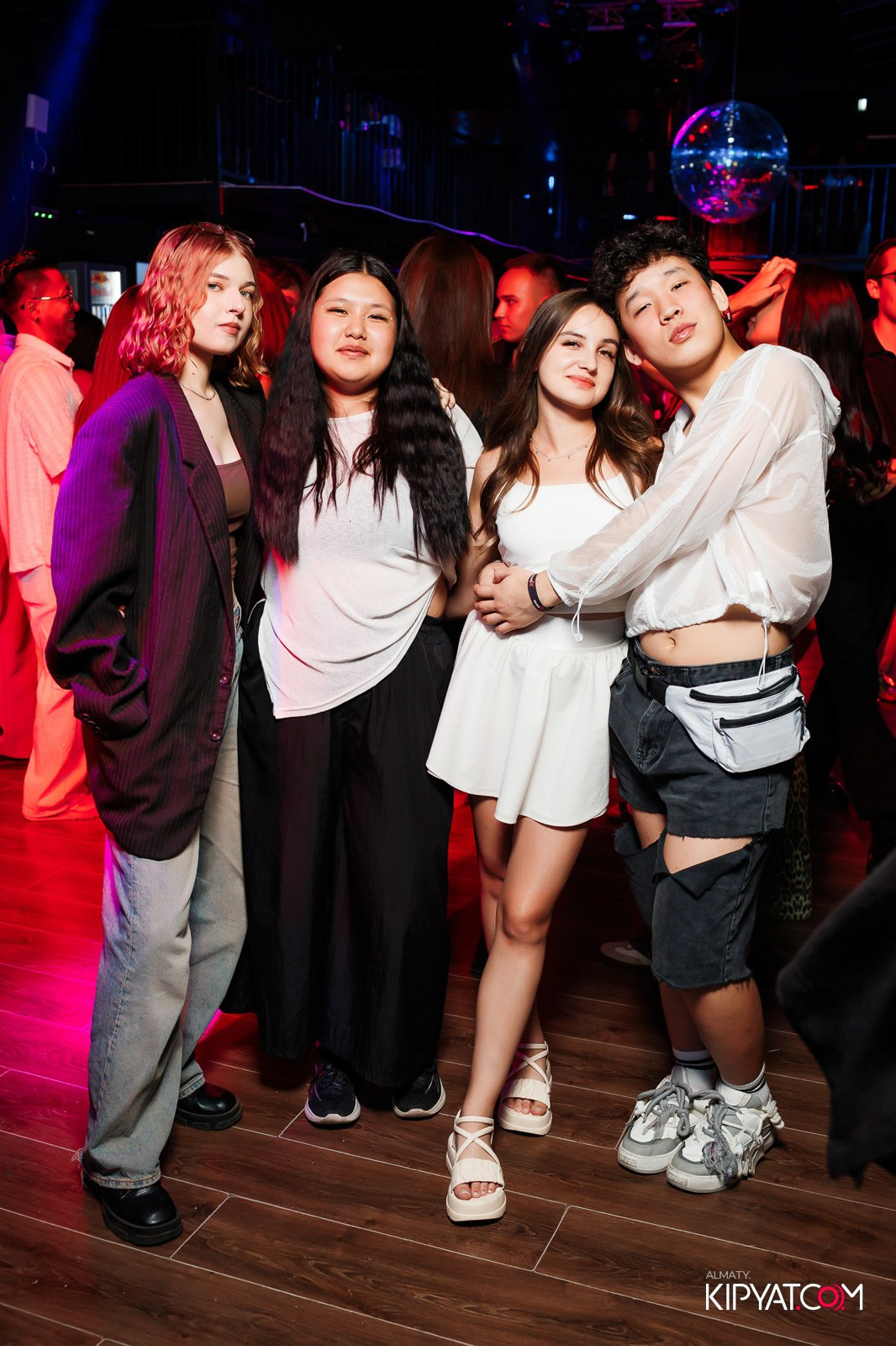 ОТКРЫТИЕ НОЧНОГО КЛУБА ICON. КИПЯТКОМ АЛМАТЫ!