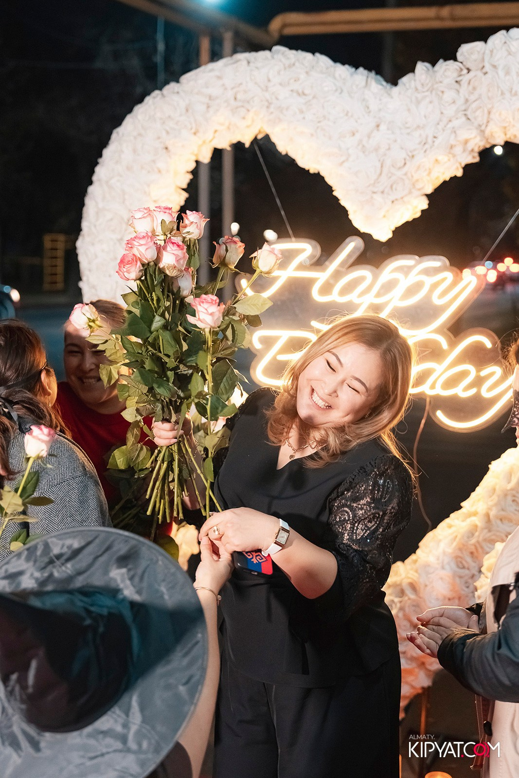 УХО И МЕДВЕДЬ НА ГАГАРИНА. КИПЯТКОМ АЛМАТЫ!