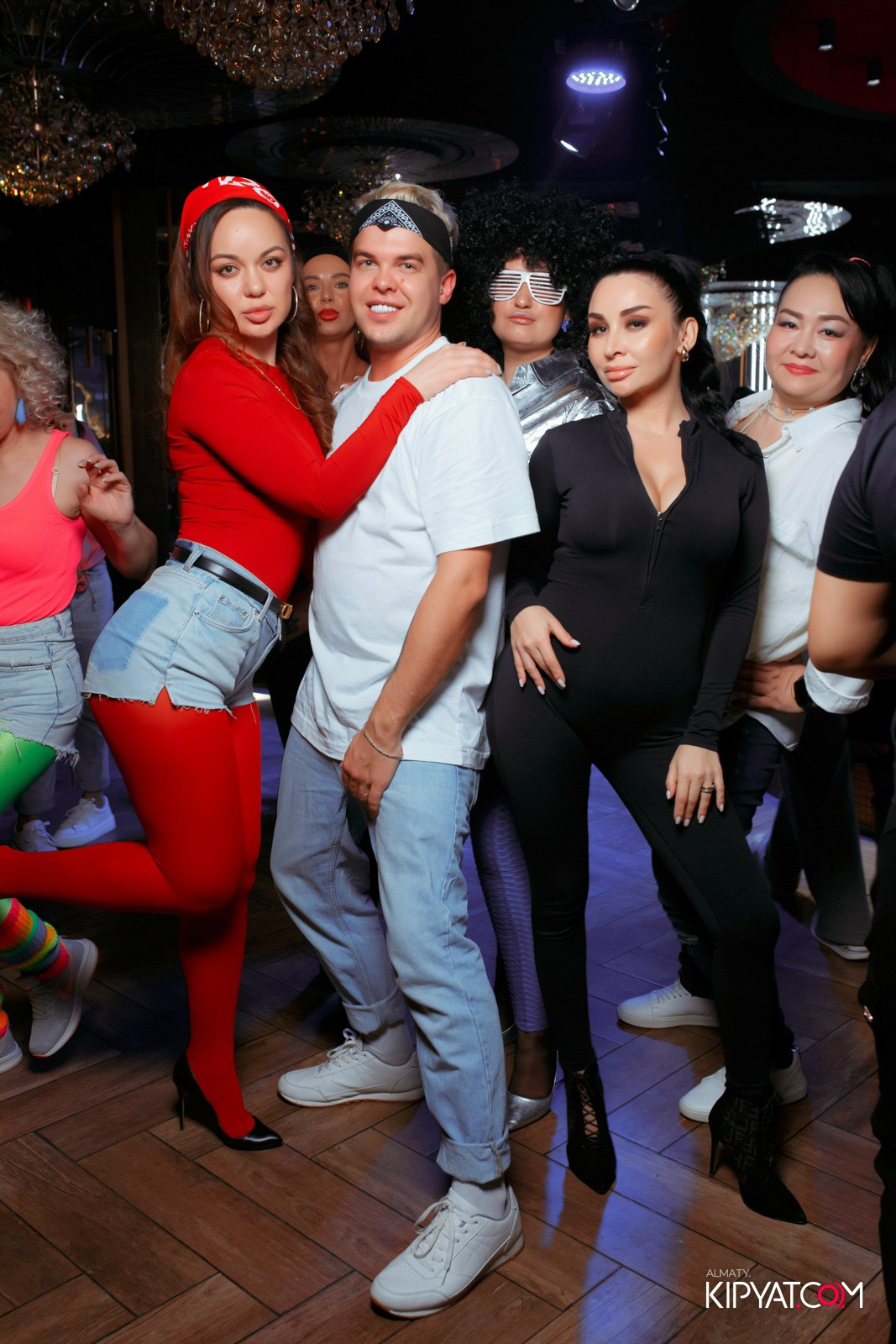 ЗАЯ, НА БИС. КИПЯТКОМ АЛМАТЫ!