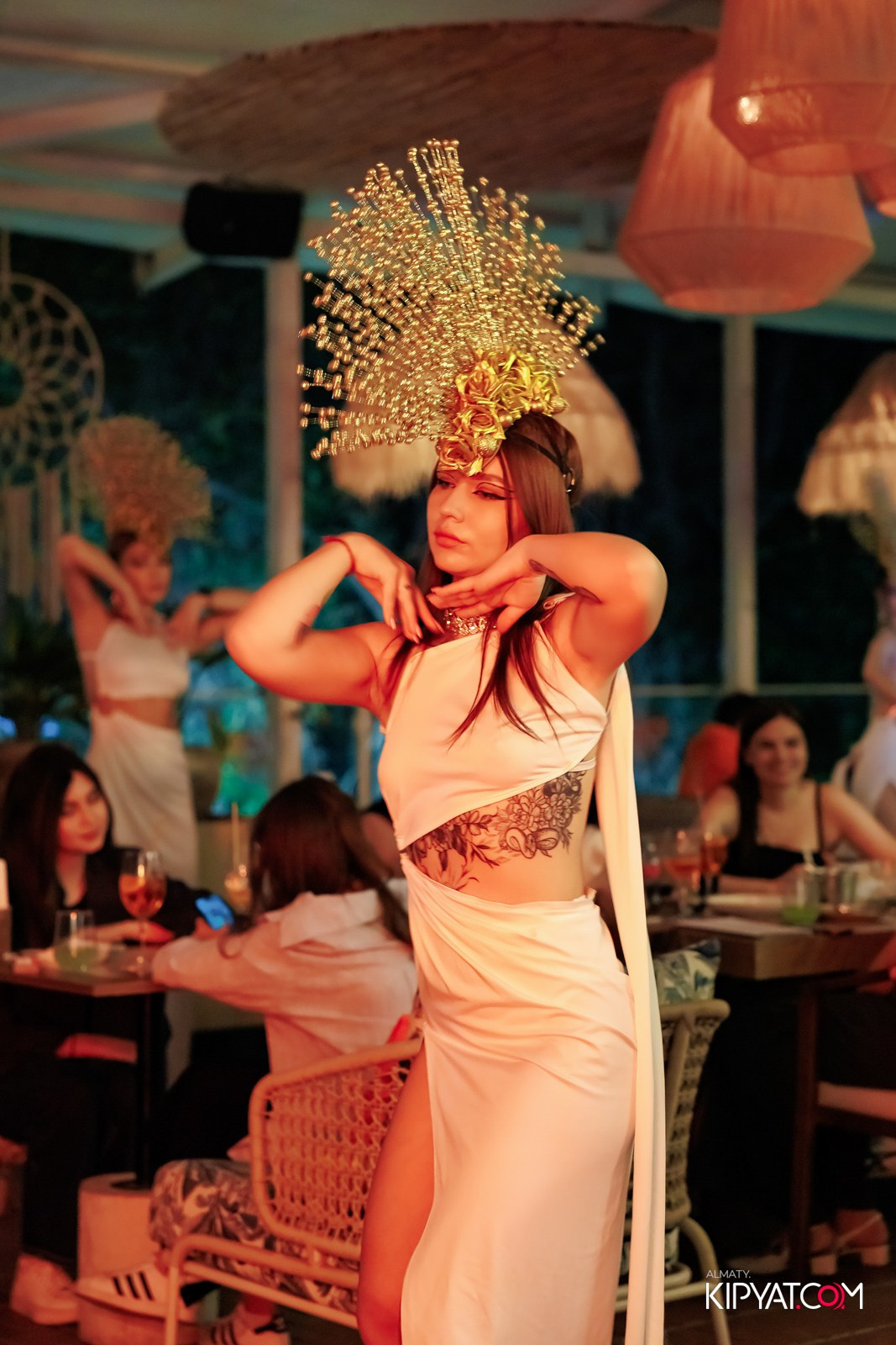 ŚANTI SUMMER TERRACE. КИПЯТКОМ АЛМАТЫ!