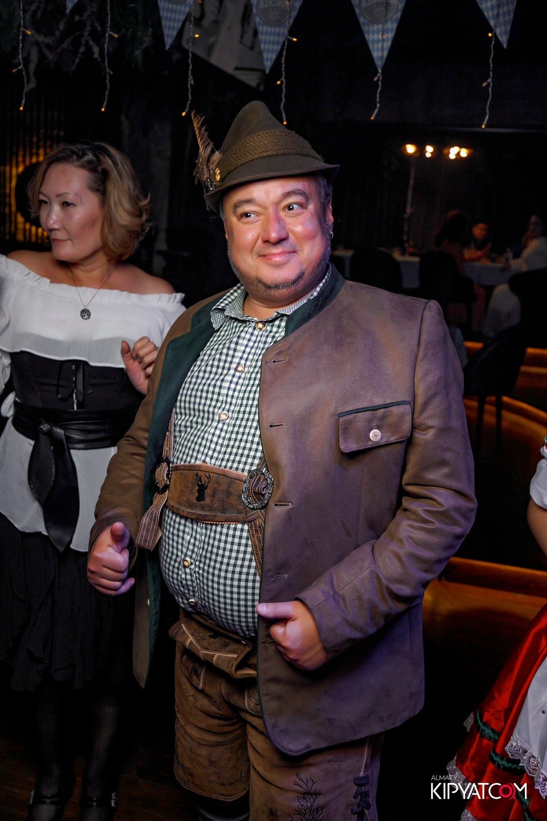 MUNCHEN PUB. КИПЯТКОМ АЛМАТЫ!