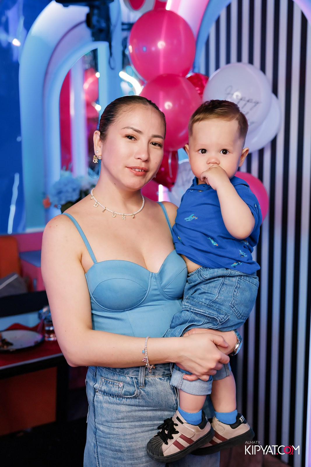 ЗАЯ, НА БИС. КИПЯТКОМ АЛМАТЫ!