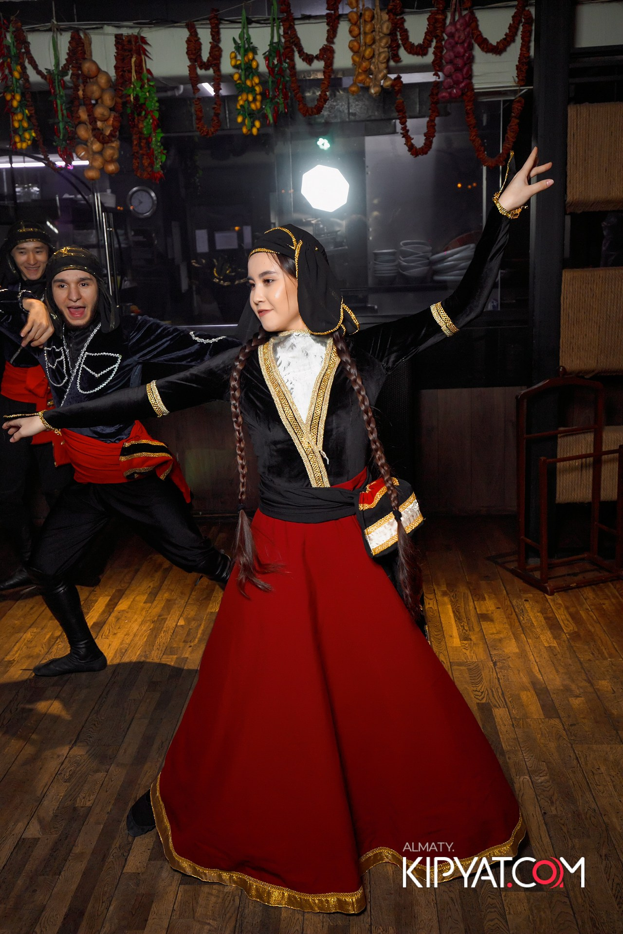 ВАХТАНГУРИ. КИПЯТКОМ АЛМАТЫ!