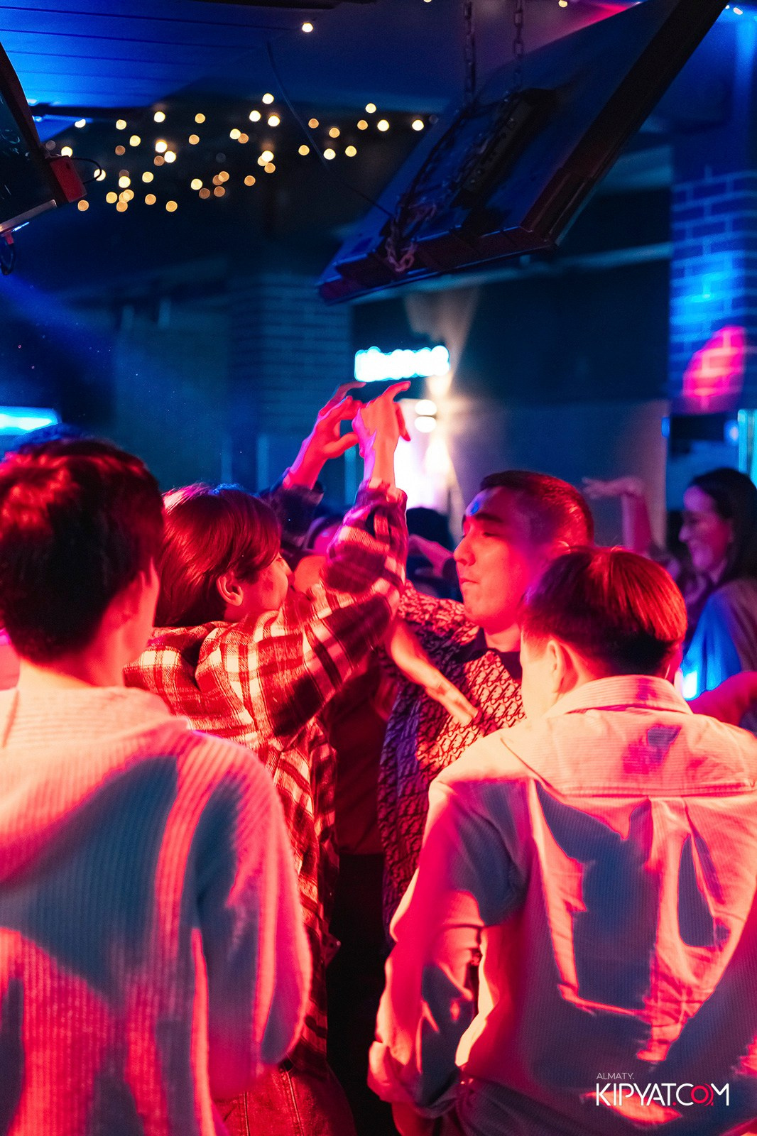 КАРАОКЕ DOREMI. КИПЯТКОМ АЛМАТЫ! Фотосъемка мероприятий в Алматы