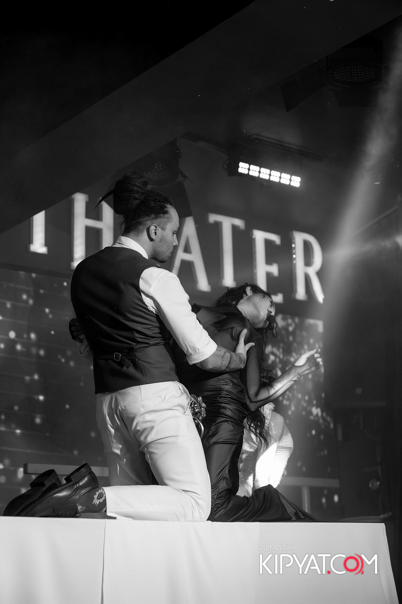 THE THEATER. КИПЯТКОМ АЛМАТЫ!