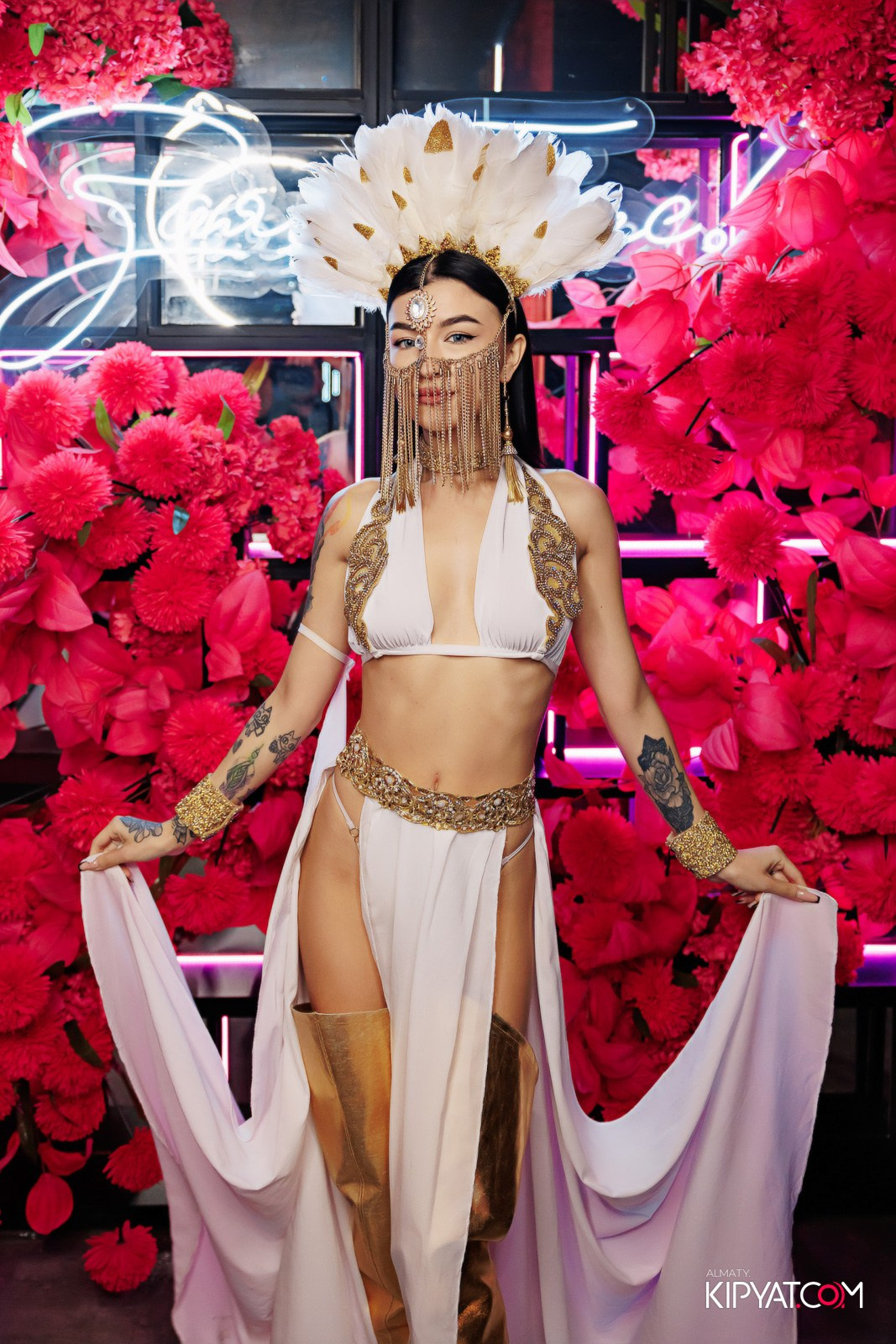 ЗАЯ, НА БИС. КИПЯТКОМ АЛМАТЫ!