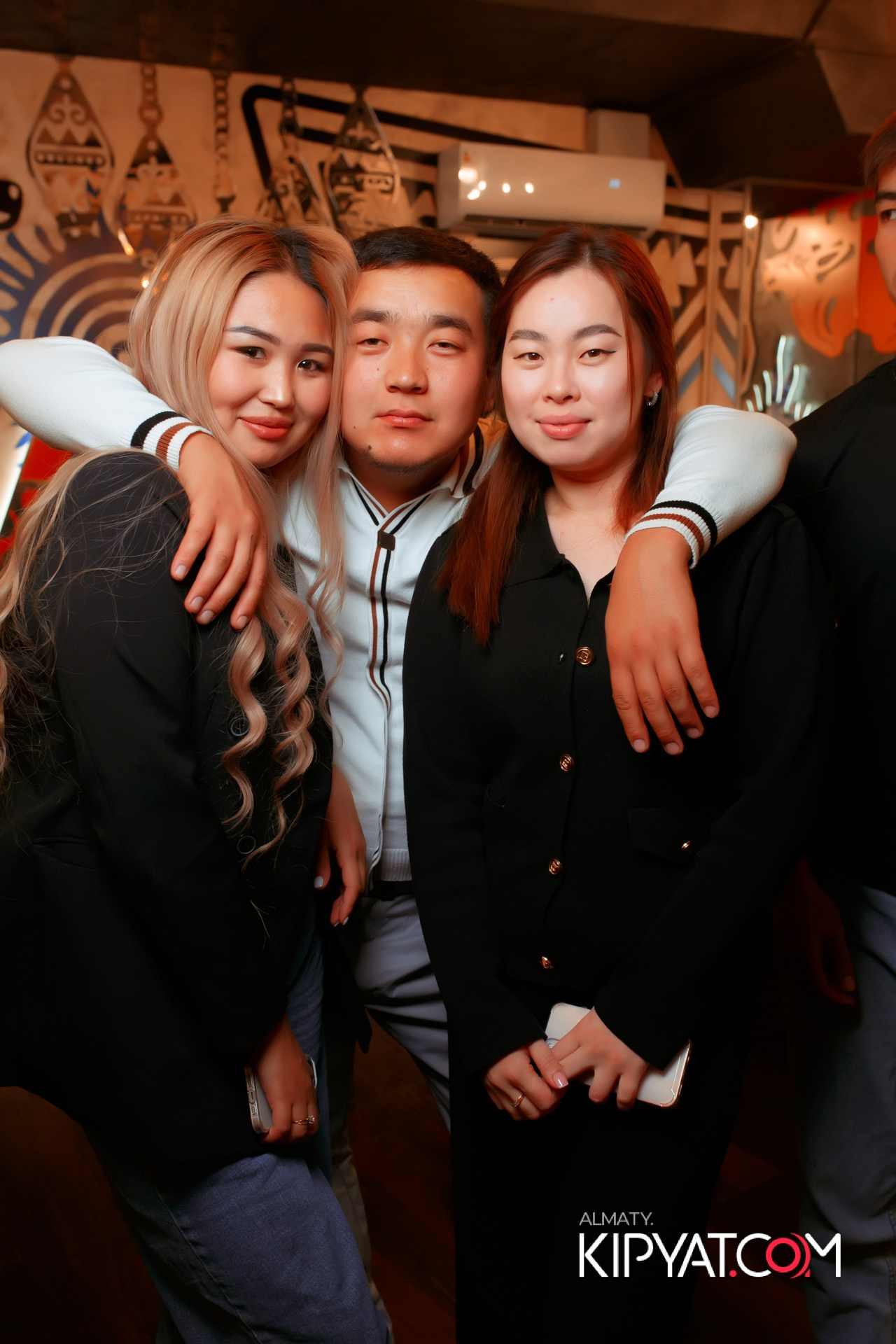 УХО И МЕДВЕДЬ НА САИНА. КИПЯТКОМ АЛМАТЫ!