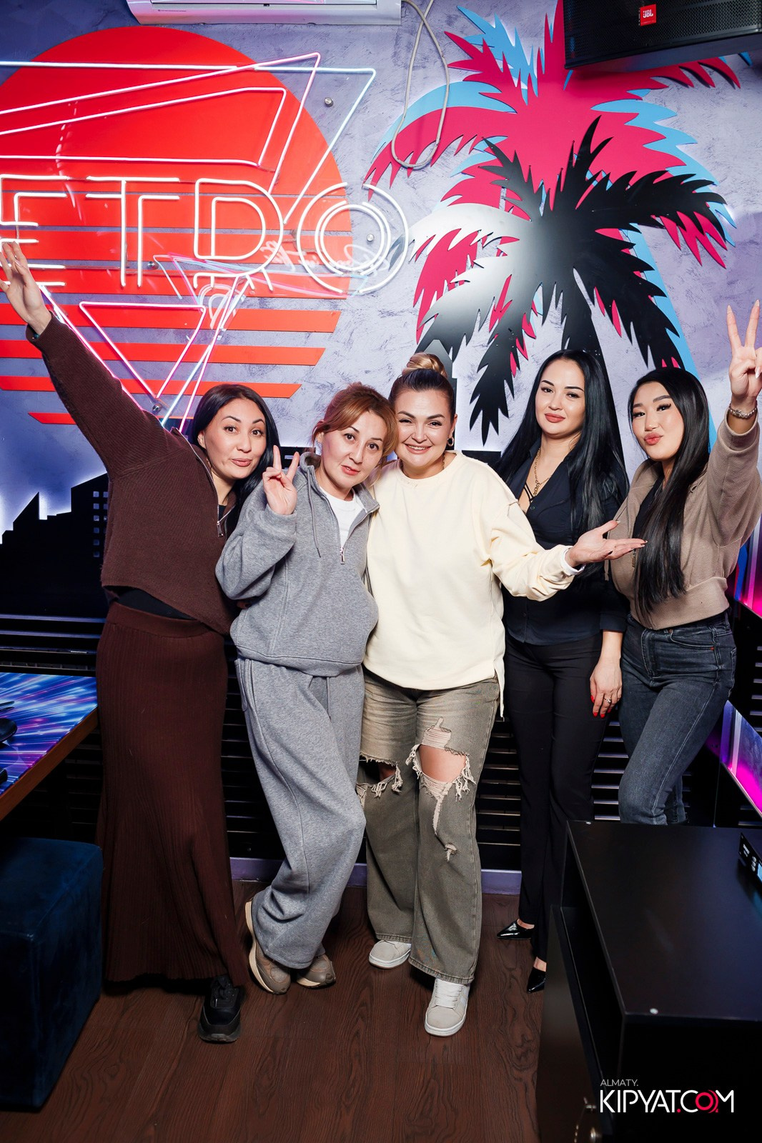 УХО И МЕДВЕДЬ НА ГАГАРИНА. КИПЯТКОМ АЛМАТЫ! Фотосъемка мероприятий в Алматы