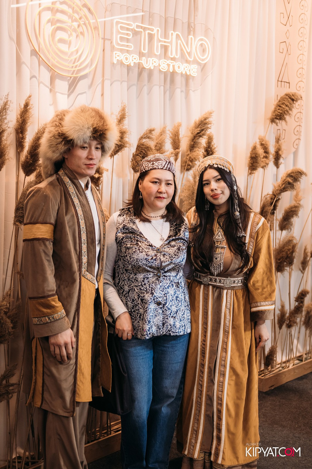 ETHNO POP-UP STORE NAURYZ B SADU ARENA. КИПЯТКОМ АЛМАТЫ!