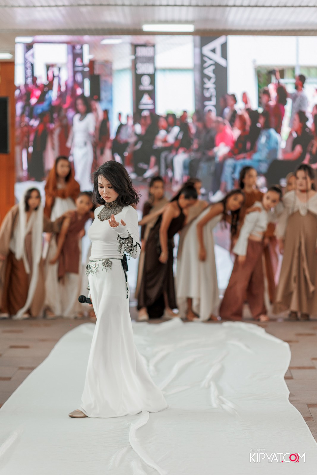 JUNIOR FASHION SHOW. КИПЯТКОМ АЛМАТЫ!