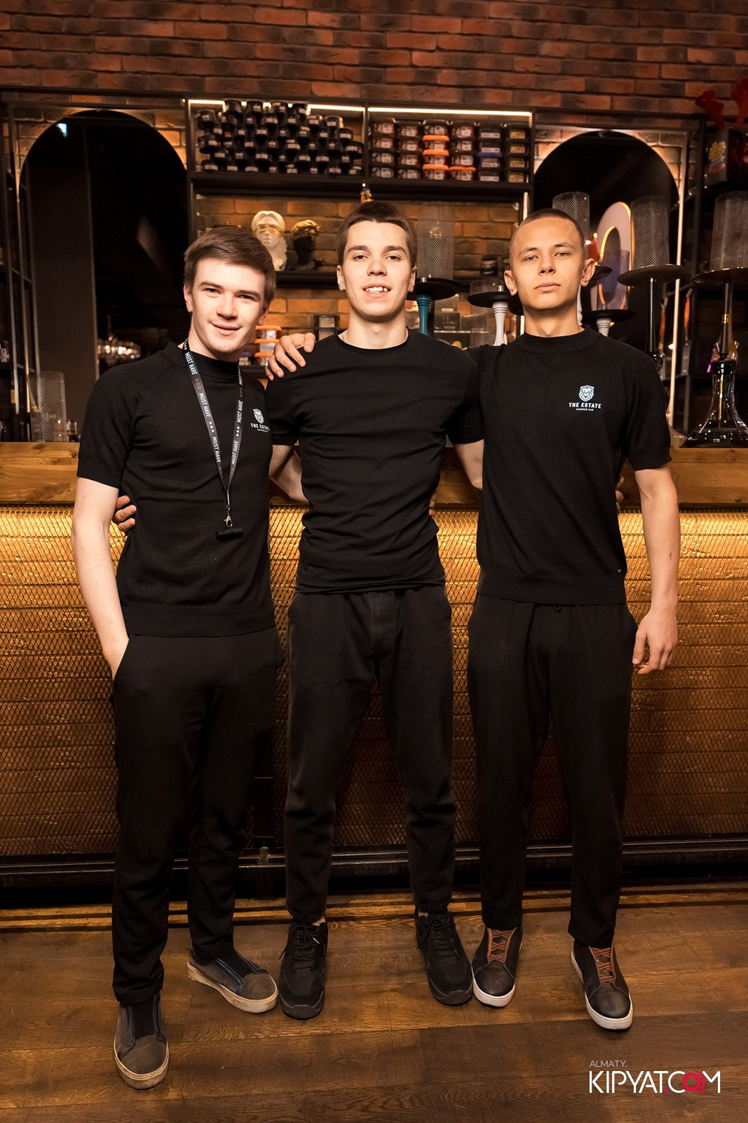 THE ESTATE КАРАОКЕ 1 ГОД. КИПЯТКОМ АЛМАТЫ!