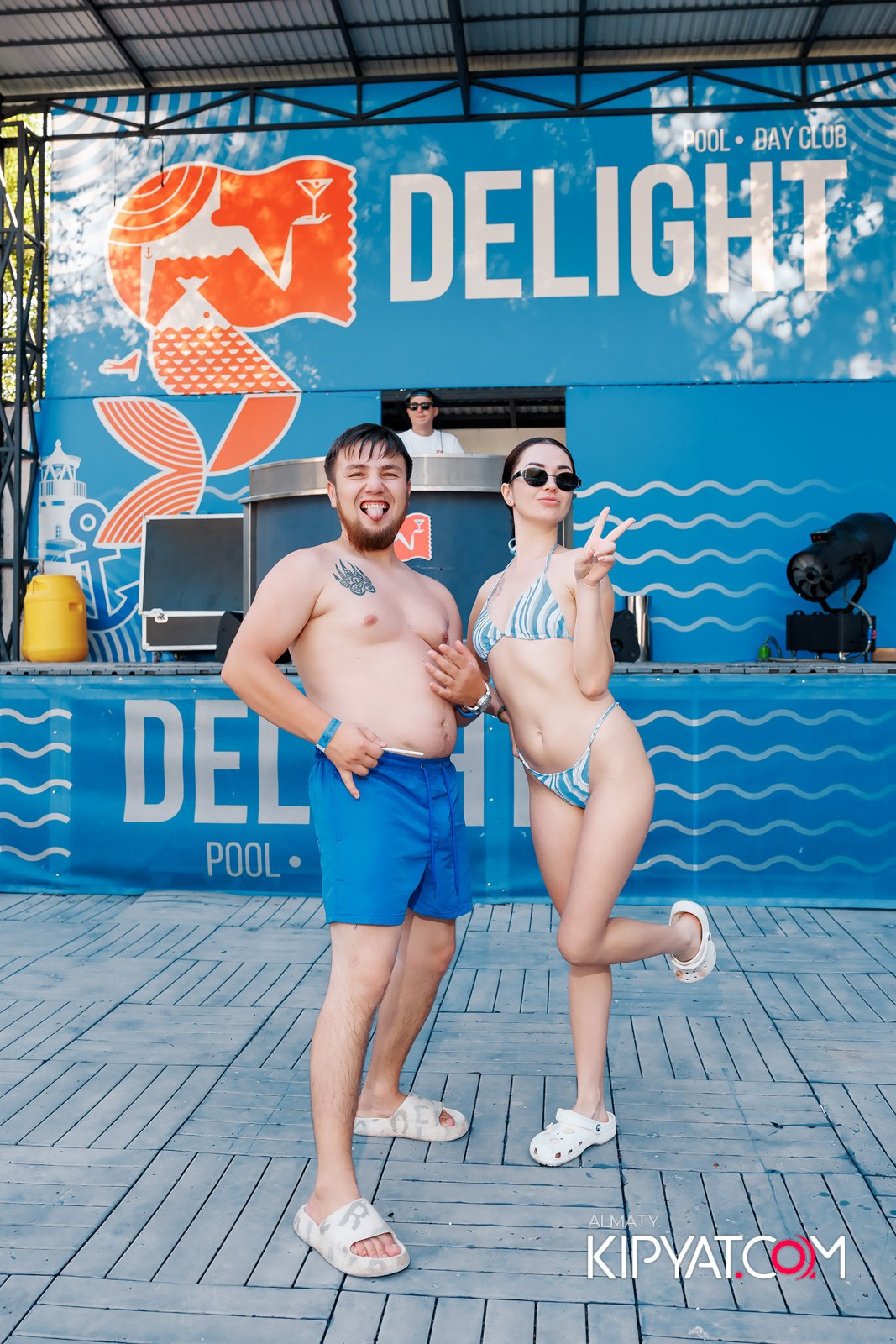 ПЕННАЯ ВЕЧЕРИНКА/ДЫМОВОЕ ШОУ/БАССЕЙН DELIGHT POOL. КИПЯТКОМ АЛМАТЫ!