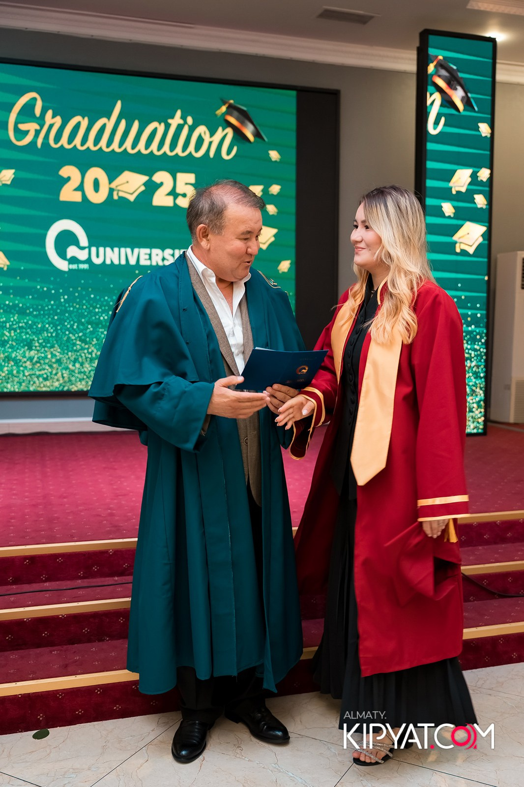 GRADUATION 2025 Q UNIVERSITY. КИПЯТКОМ АЛМАТЫ!