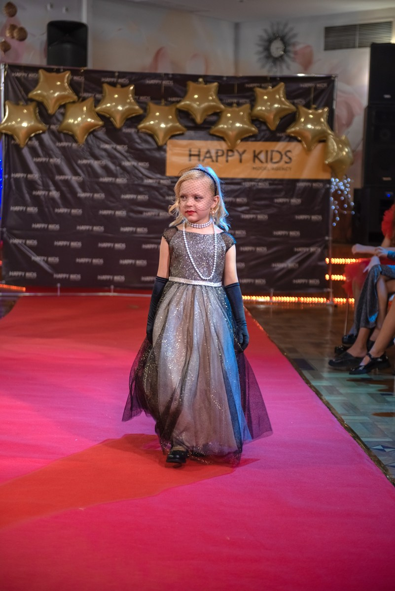 HAPPYkids дефиле санаторий Октябрьский. Семейный и коммерческий фотограф в Сочи Александр Бодунов