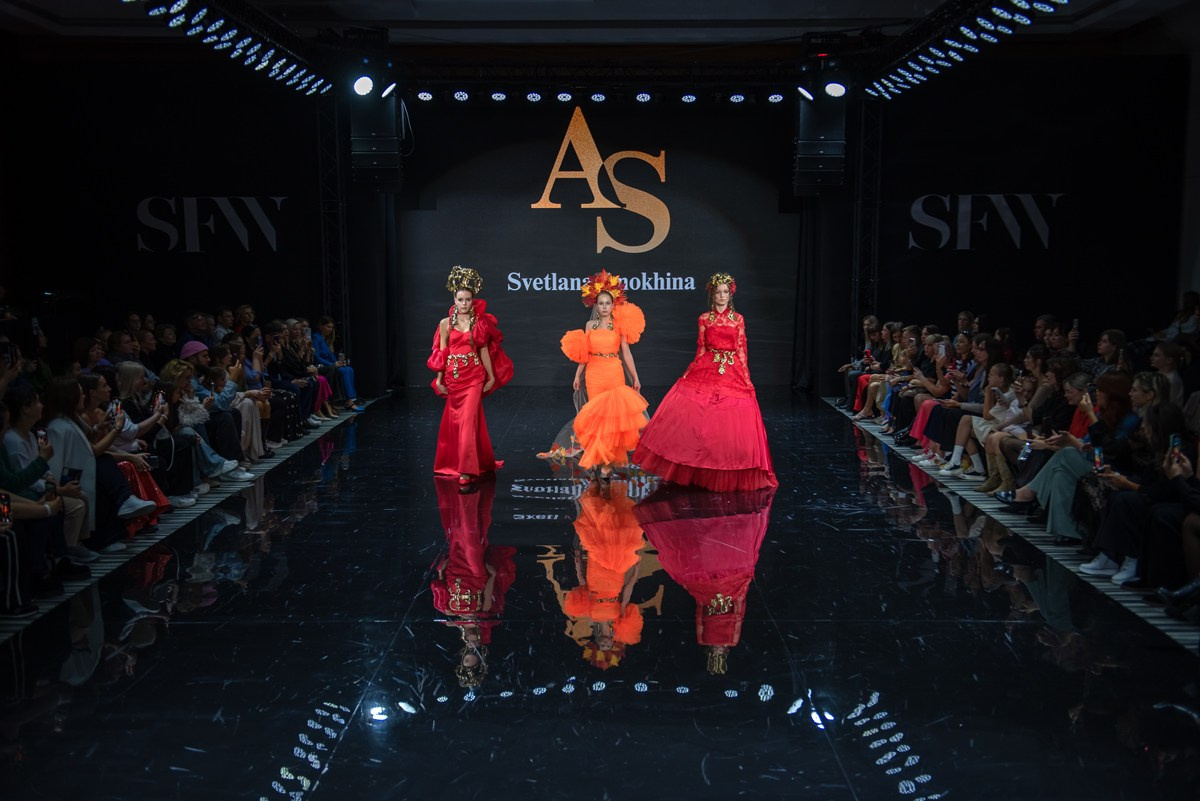 SochiFashionWeek2024 дизайнер Анохина Светлана. Семейный и коммерческий фотограф в Сочи Александр Бодунов
