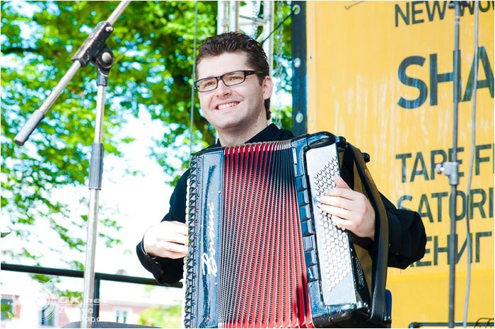 Аккордеонист Мирослав Лелюх