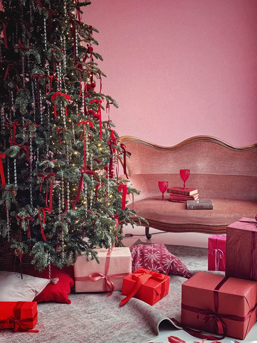 Где сделать красивую новогоднюю фотосессию в Москве, Мой личный рейтинг студий для праздничных съёмок, Фотостудии с атмосферой уюта и волшебства, Необычные локации для креативных новогодних кадров, Как выбрать студию под ваш стиль и настроение, новогодняя фотосессия в Москве, фотостудия для новогодней съёмки, лучшие фотостудии Москвы, новогодние фотостудии Москва, где сделать новогодние фото, фотостудии для бренд-съёмки, фотосессия в новогодней студии, идеи для новогодней фотосессии, бренд-фотограф Москва, фотосессия в студии Москва, rina_sphoto, Катерина Сысуева, Рина Сысуева, фотограф в Москве, бренд-фотограф для экспертов, Prostanstvo