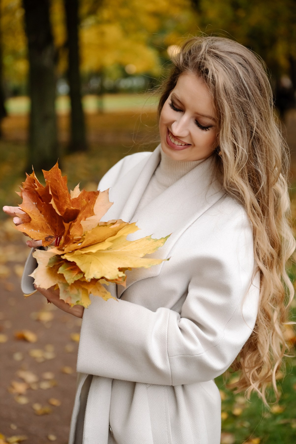 Осенняя фотосессия в Питере в Михайловском саду. Свадебный и сеейный фотограф в Санкт-Петербурге Елена Худякова