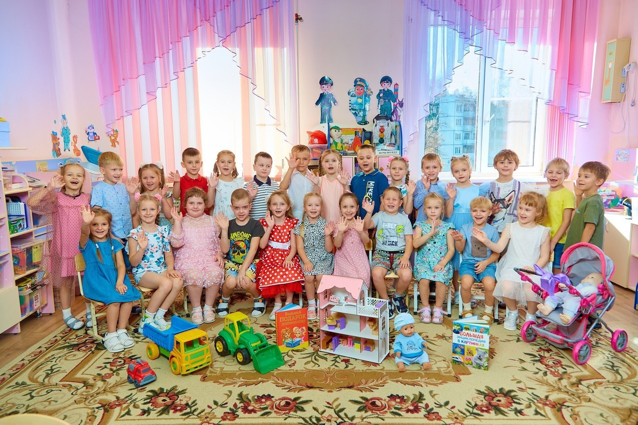 Отзывы о работе фотографа для школы и детского сада в Новосибирске. Выпускной альбом Новосибирск