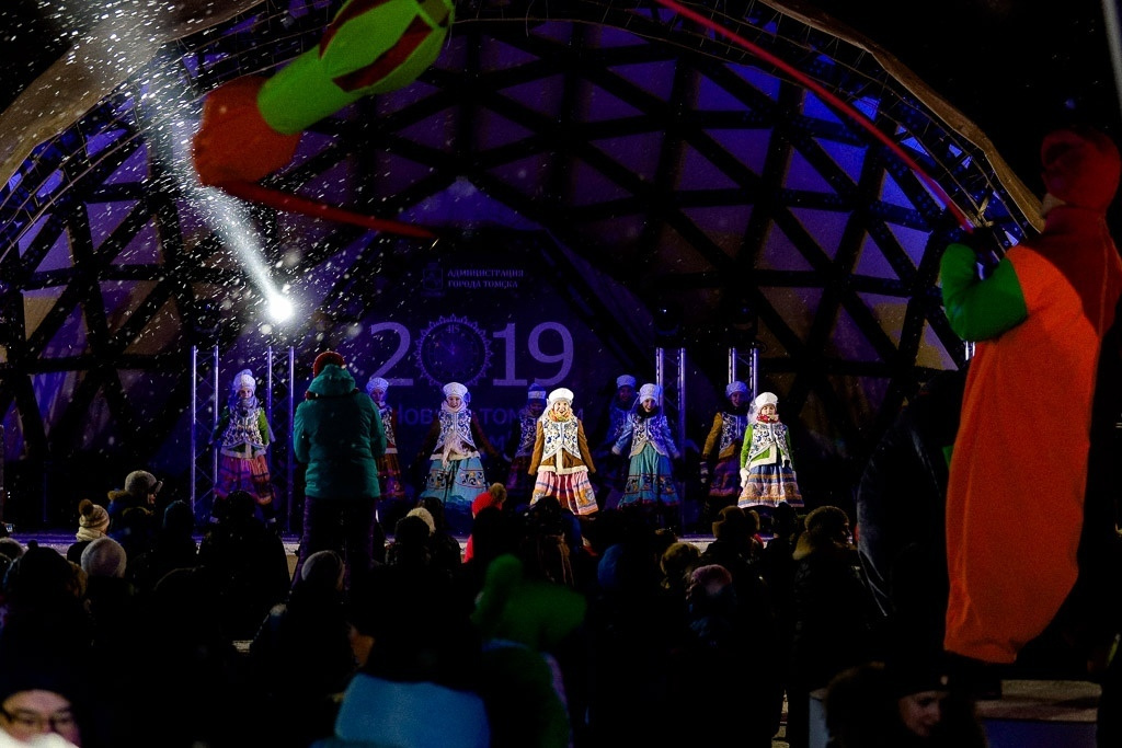 Елка зажигай. Фотограф Томск Скавронский Даниил