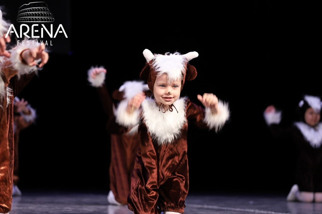 Арена Томск. Фотограф Томск Скавронский Даниил