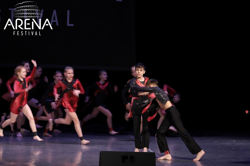 Арена Томск. Фотограф Томск Скавронский Даниил