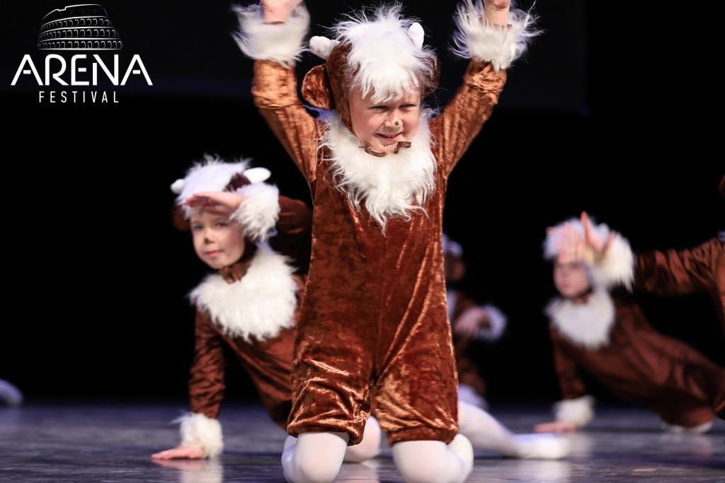 Арена Томск. Фотограф Томск Скавронский Даниил