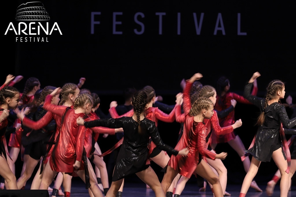 Арена Томск. Фотограф Томск Скавронский Даниил