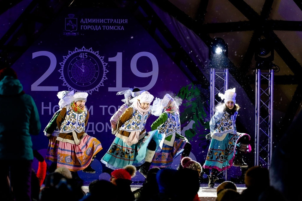 Елка зажигай. Фотограф Томск Скавронский Даниил