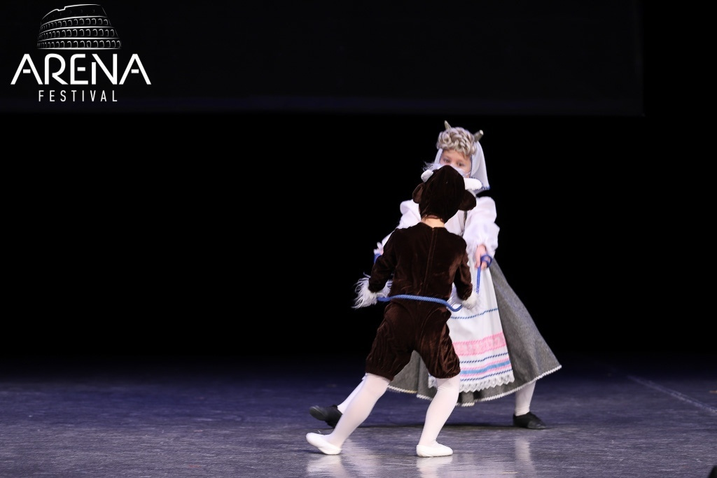 Арена Томск. Фотограф Томск Скавронский Даниил