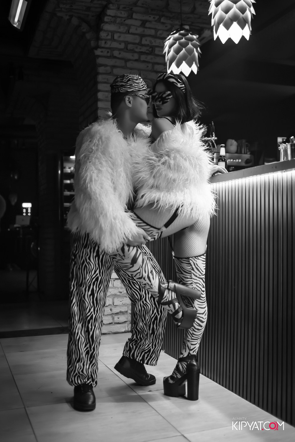 ДЕНЬ РОЖДЕНИЯ — 11 ЛЕТ ШИШКА LOUNGE НА ЖИБЕК ЖОЛЫ. КИПЯТКОМ АЛМАТЫ! Фотосъемка мероприятий в Алматы