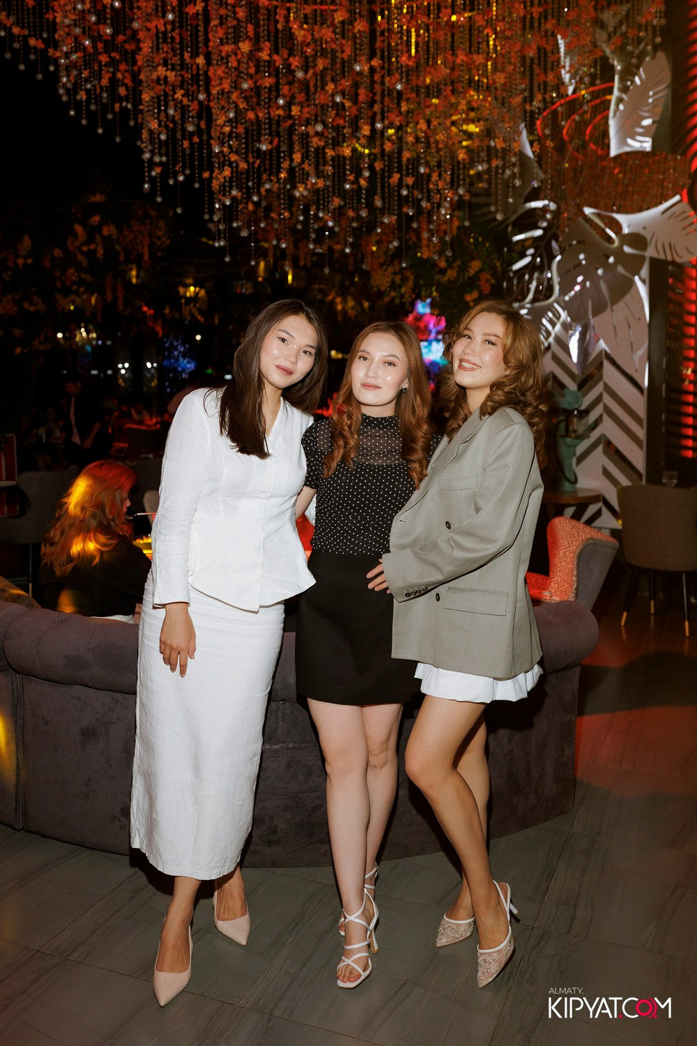 FRIENDS BAR & TERRACE. КИПЯТКОМ АЛМАТЫ! Фотосъемка мероприятий в Алматы