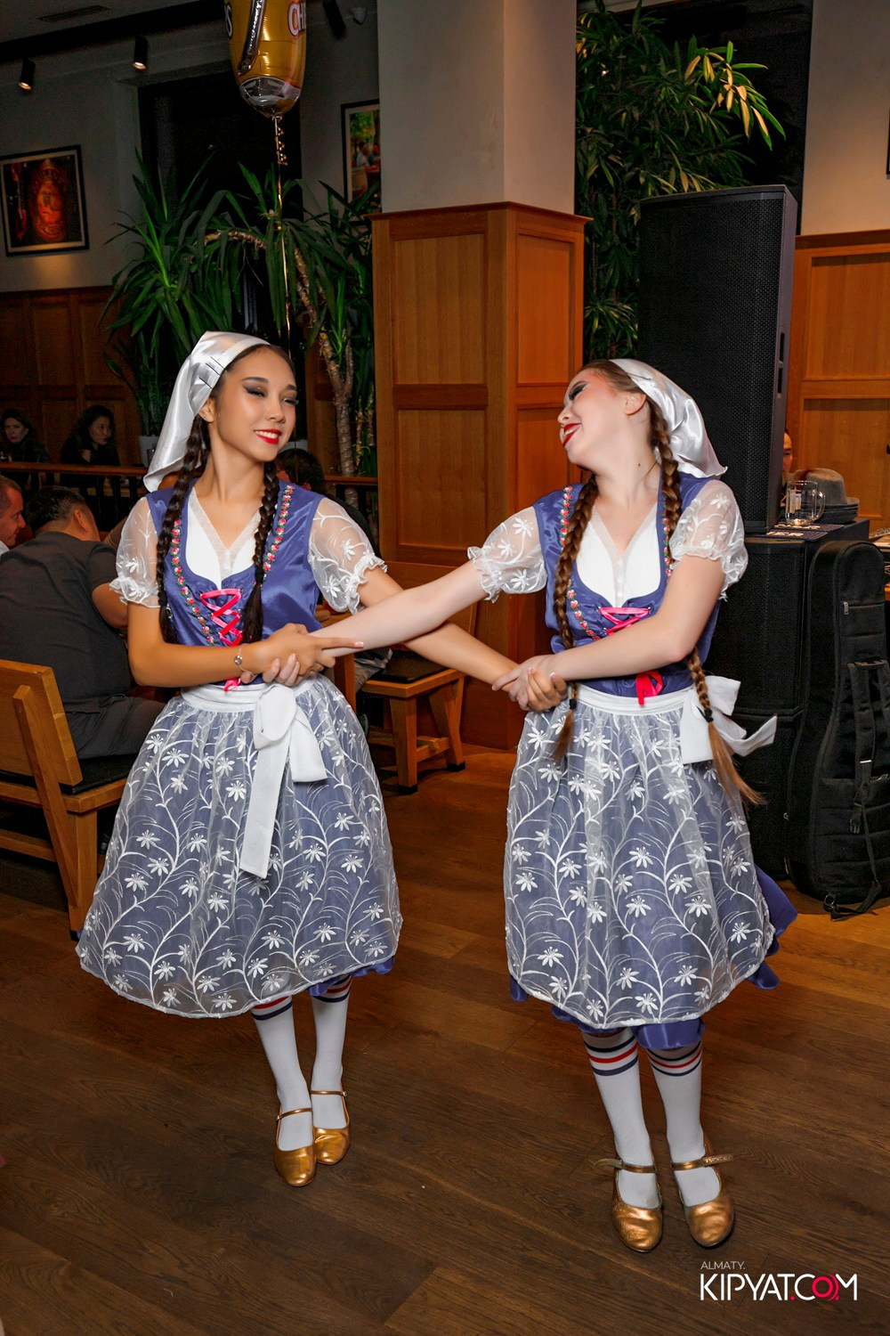 OKTOBERFEST В PAULANER. КИПЯТКОМ АЛМАТЫ! Фотосъемка мероприятий в Алматы