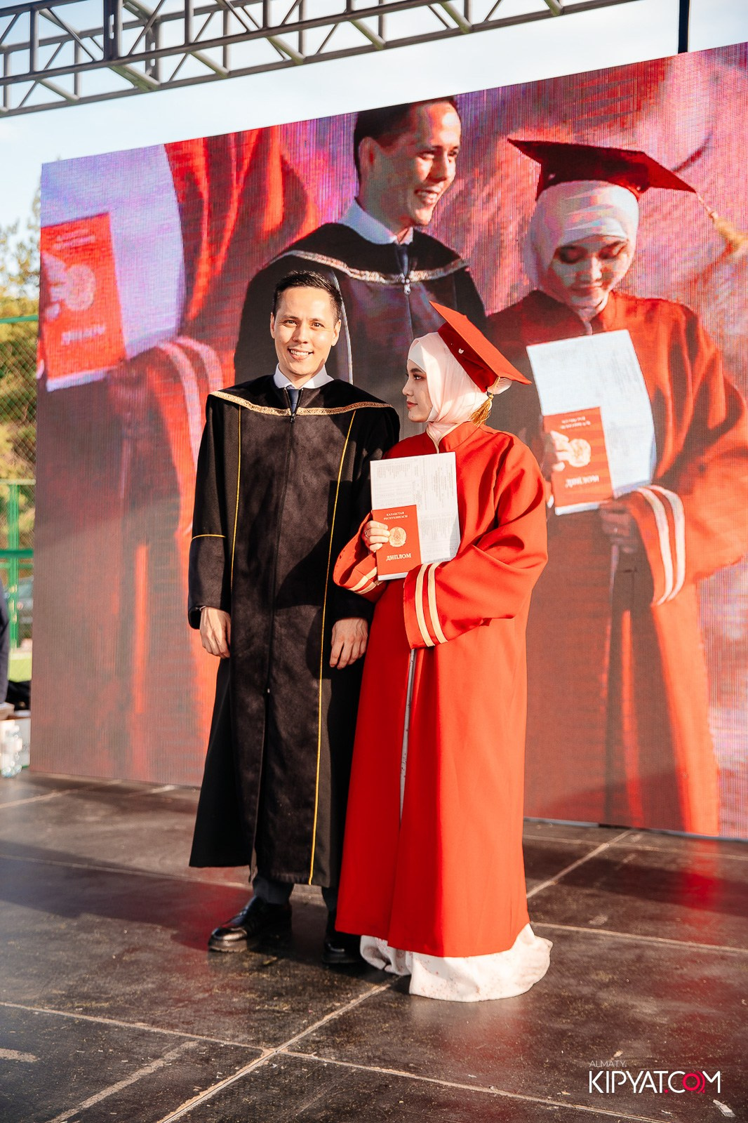 ВРУЧЕНИЕ ДИПЛОМОВ — НАРХОЗ КОЛЛЕДЖ. Part 3. КИПЯТКОМ АЛМАТЫ!