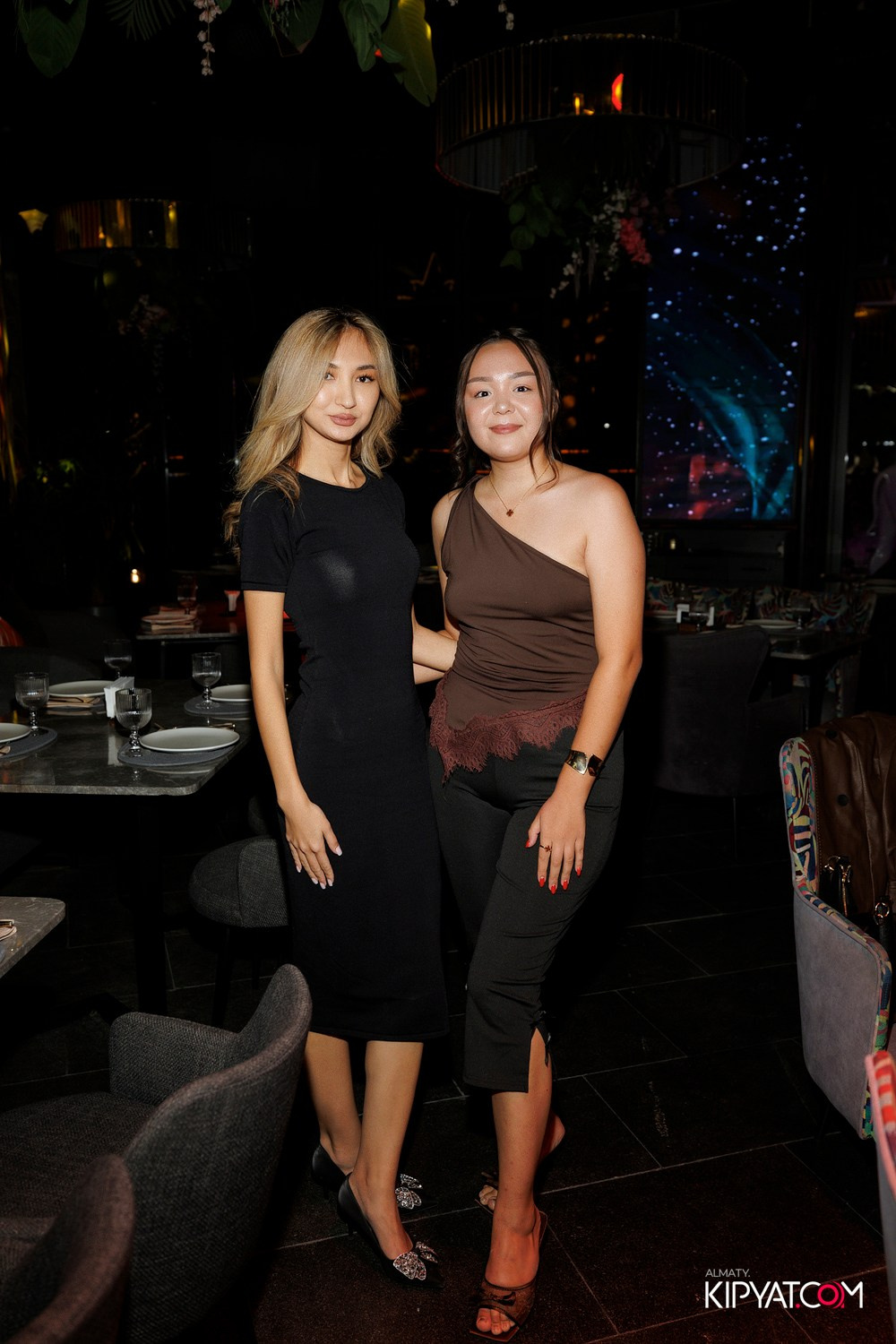 FRIENDS BAR & TERRACE. КИПЯТКОМ АЛМАТЫ! Фотосъемка мероприятий в Алматы