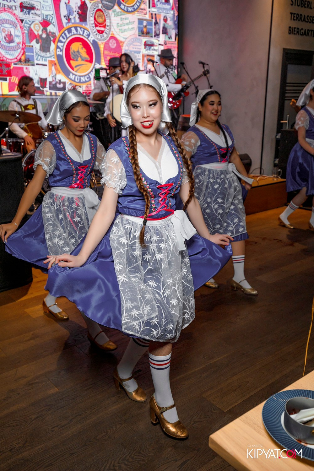 OKTOBERFEST В PAULANER. КИПЯТКОМ АЛМАТЫ! Фотосъемка мероприятий в Алматы