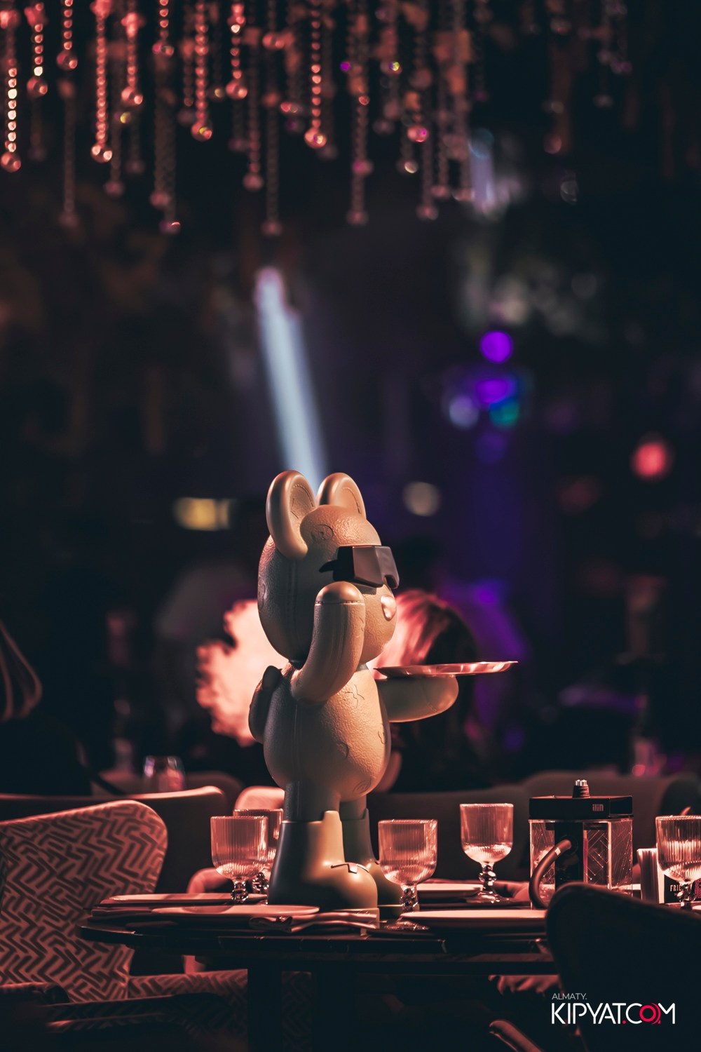 FRIENDS BAR & TERRACE. КИПЯТКОМ АЛМАТЫ! Фотосъемка мероприятий в Алматы