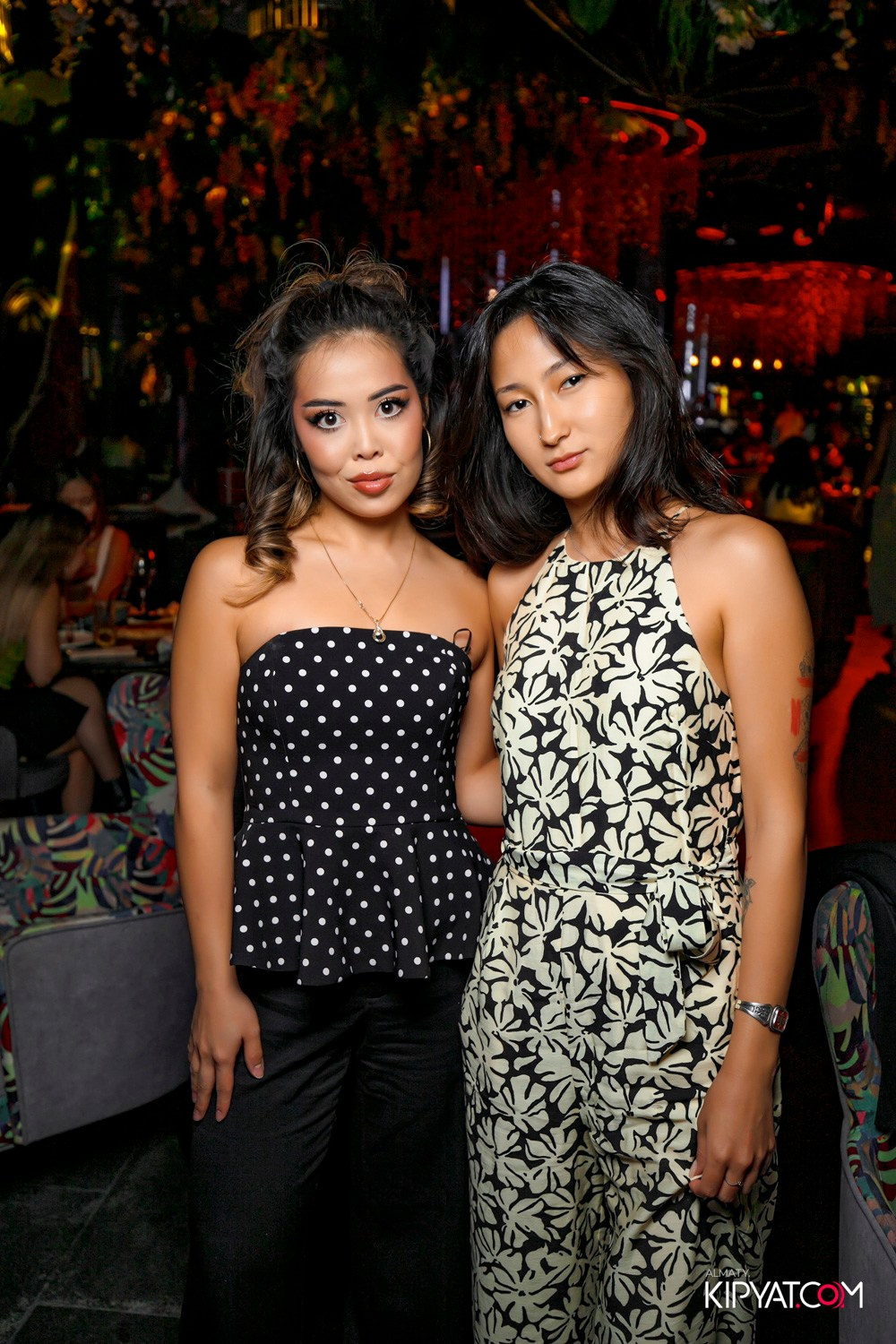 FRIENDS BAR & TERRACE. КИПЯТКОМ АЛМАТЫ! Фотосъемка мероприятий в Алматы