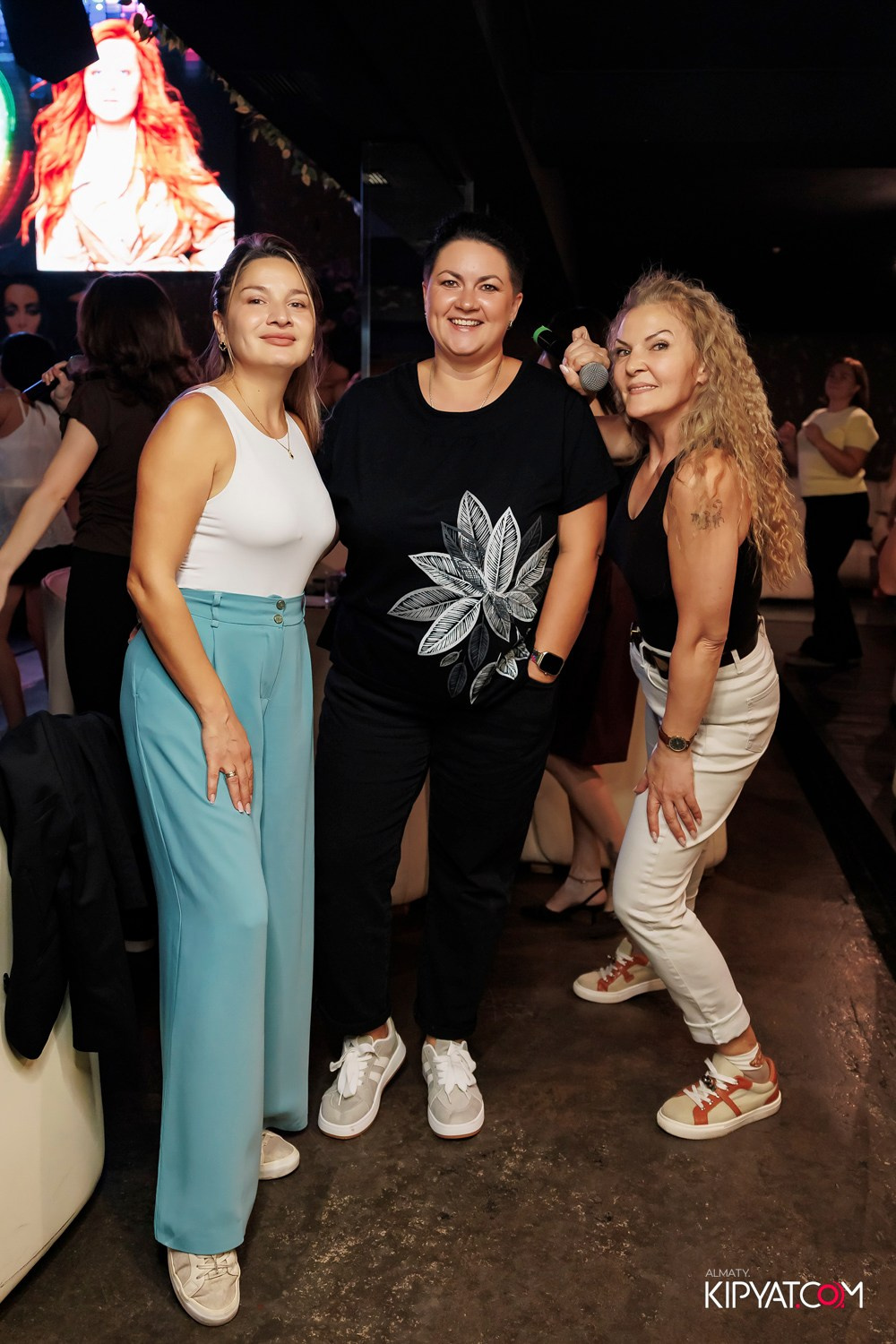 МУЗЫКАЛЬНОЕ ЛОТО В HIT RETRO. КИПЯТКОМ АЛМАТЫ! Фотосъемка мероприятий в Алматы