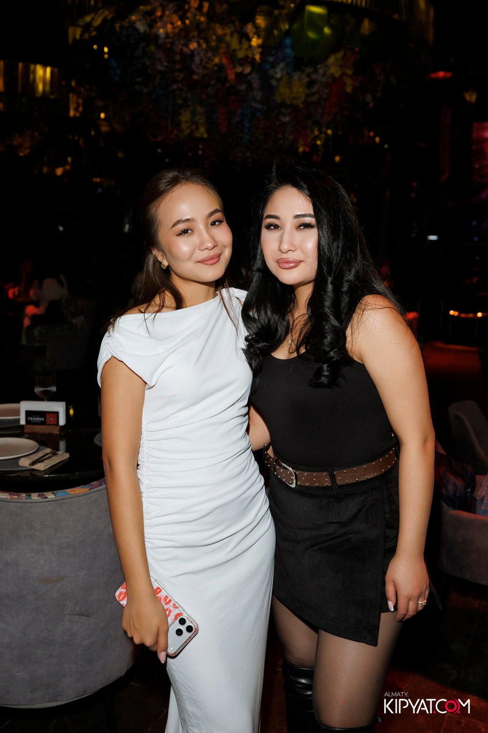 FRIENDS BAR & TERRACE. КИПЯТКОМ АЛМАТЫ! Фотосъемка мероприятий в Алматы