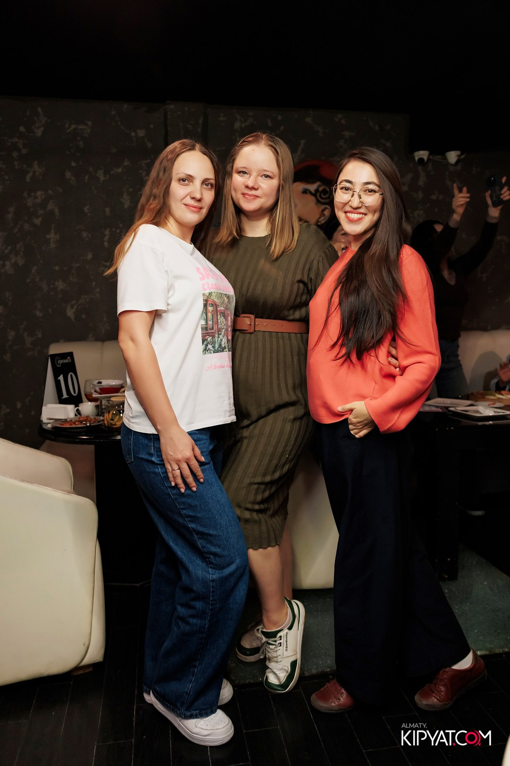МУЗЫКАЛЬНОЕ ЛОТО В HIT RETRO. КИПЯТКОМ АЛМАТЫ! Фотосъемка мероприятий в Алматы