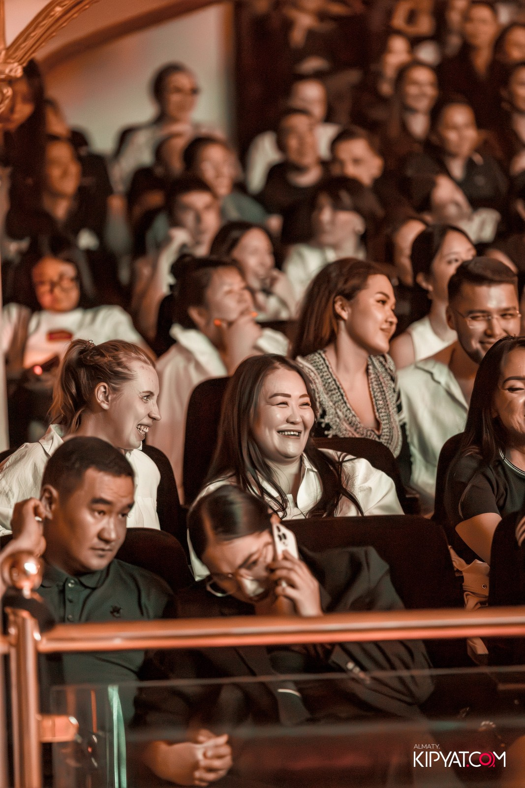 STAND UP КОНЦЕРТ АЛЕКСАНДА МЕРКУЛЬ. КИПЯТКОМ АЛМАТЫ!
