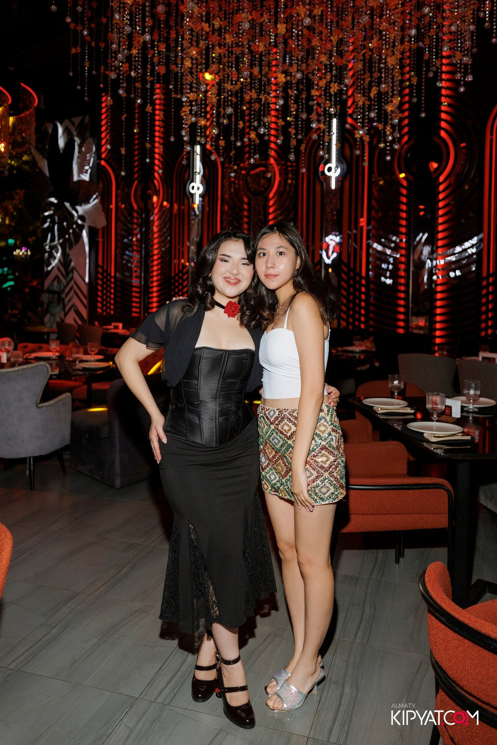 FRIENDS BAR & TERRACE. КИПЯТКОМ АЛМАТЫ! Фотосъемка мероприятий в Алматы