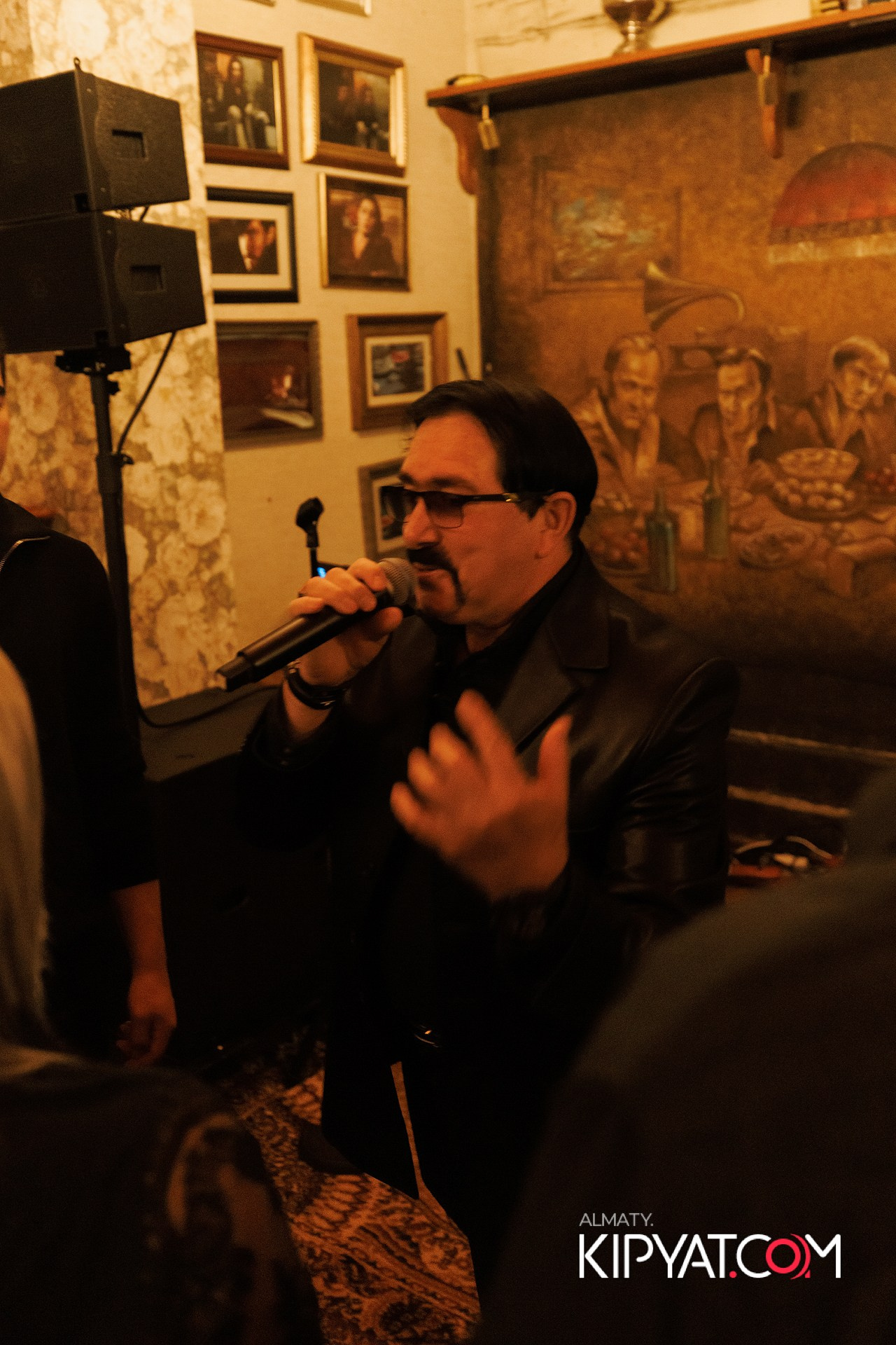 РЕСТОРАН «МАРЬИНА РОЩА». КИПЯТКОМ АЛМАТЫ!