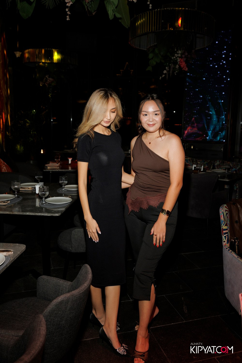 FRIENDS BAR & TERRACE. КИПЯТКОМ АЛМАТЫ! Фотосъемка мероприятий в Алматы