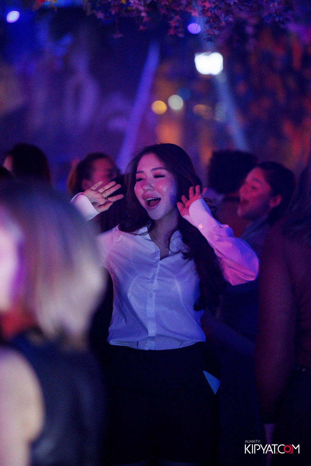 FRIENDS BAR & TERRACE. КИПЯТКОМ АЛМАТЫ! Фотосъемка мероприятий в Алматы