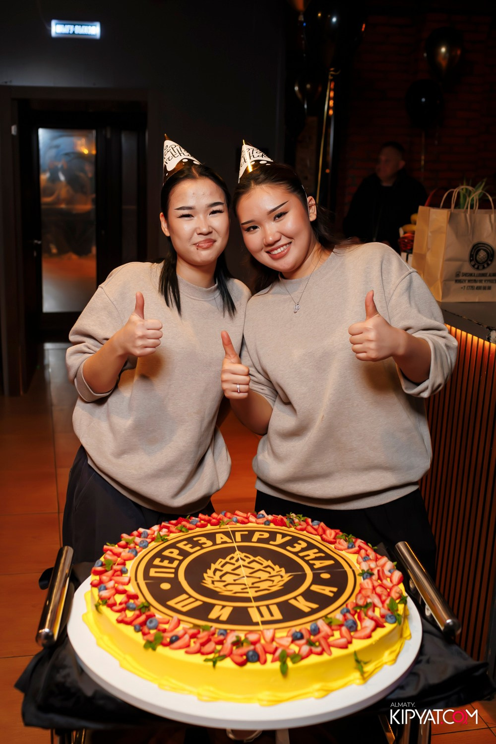 ДЕНЬ РОЖДЕНИЯ — 11 ЛЕТ ШИШКА LOUNGE НА ЖИБЕК ЖОЛЫ. КИПЯТКОМ АЛМАТЫ! Фотосъемка мероприятий в Алматы